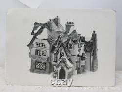 1990 Dept 56 Heritage Village North Pole Series Santa's Workshop 56.56006