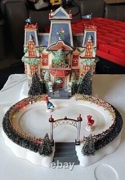 2002 Department 56 Glacier Park Pavilion North Pole Series Holiday Gift Set, 2