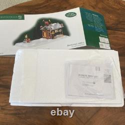 2005 Department 56 North Pole Series #56.57203 NORTH POLE MAINTENANCE Sealed nos