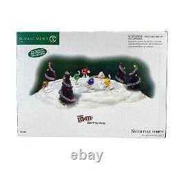 2005 Department 56 North Pole Series M&M's Fun on Ice 56440 NEW