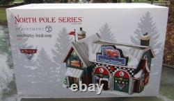 2012 Department 56 North Pole Series #4025277 CARS HOLIDAY DETAIL SHOP Unused