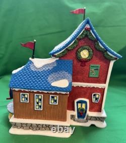 2016 Department 56 North Pole Series Fisher-Price Pull Toy Factory 4050962