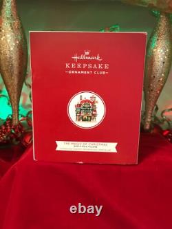 2019 Event Exclusive Hallmark Magic Of Christmas North Pole Village Artist sign