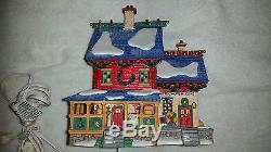 4 Department North Pole 56 House Lego & Knitters & Snow Village Noel house