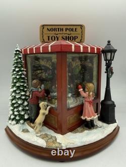 8 Santa's North Pole Toy Shop Lighted Musical Christmas Village Decor Works