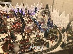 Christmas Village Display Platform 4'x8' L Size Well Lemax, Dept56, North Pole