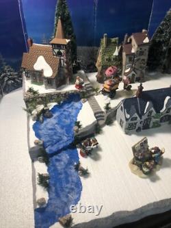 Christmas Village Display Platform Large Size Lemax Dept 56 North Pole Dickens