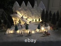 Christmas village display Platform IlluminatesW Led For Lemax Dept 56 North Pole