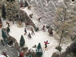 Christmas village display Platform Ski/play Scene For Lemax Dept 56 North Pole