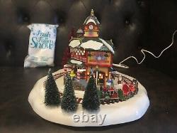 DEPT 56 NORTH POLE- ANIMATED NORTH STAR COMMUTER TRAIN STATION 56782 Tested