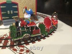 DEPT 56 NORTH POLE- ANIMATED NORTH STAR COMMUTER TRAIN STATION 56782 Tested