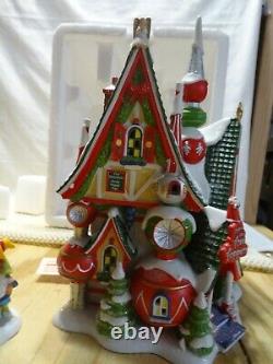 DEPT 56 NORTH POLE Christmasland Tree Toppers #402870 2007 CHIMNEY REPAIRED