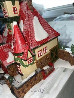 DEPT 56 NORTH POLE SERIES ROUTE 1 NORTH POLE HOME OF MR & MRS CLAUS Heritage V