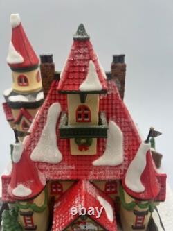 DEPT 56 NORTH POLE SERIES ROUTE 1 NORTH POLE HOME OF MR & MRS CLAUS Heritage V