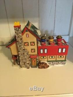 DEPT 56 NORTH POLE VILLAGE LEGO BUILDING CREATION STATION with Box