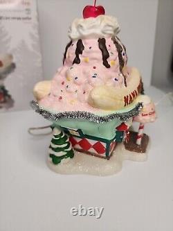 DEPT 56 NORTH POLE VILLAGE SERIES NANA SPLIT'S ICE CREAM PARLOR Rare Find