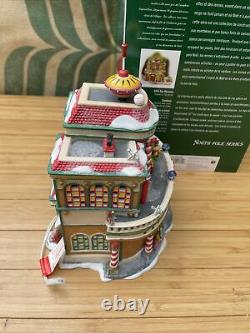 DEPT 56 NORTH POLE Village ELFIN TOY MUSEUM NIB LIMITED TO YEAR OF PRODUCTION