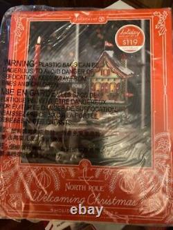 DEPT 56 NORTH POLE Village WELCOMING CHRISTMAS STILL SEALED (T) NIB