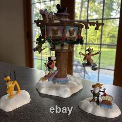 DEPT 56 North Pole SWINGING DISNEY FAB 5 Excellent, Goofy, Donald, Mickey Signed