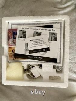 DEPT 56 THE CHRISTMAS CANDY MILL NORTH POLE #56762 with WORKING MOVING WINDMILL