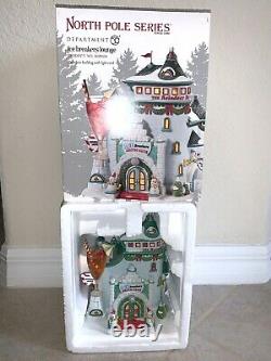 Department 56 Christmas Snow Village North Pole Ice Breakers Lounge Mint