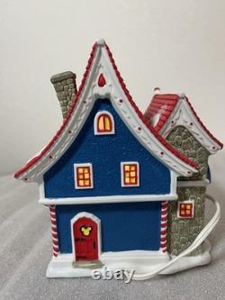 Department 56 Disney Village North Pole Series Mickey's Pin Traders 2015 Retired