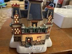 Department 56 GLACIER PARK PAVILION #56.56745 North Pole EUC READ