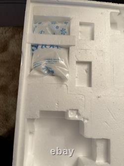 Department 56 GLACIER PARK PAVILION #56.56745 North Pole EUC READ