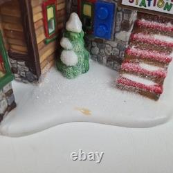 Department 56 LEGO Building Creation Station 56735 North Pole Christmas