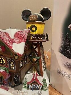 Department 56 Mickey's North Pole Holiday House Disney Showcase Edition