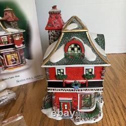 Department 56 NORTH POLE 2005 RARE Santa's Tailor Shop #56793 NEW