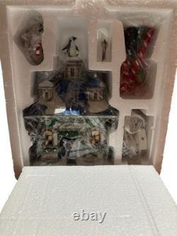 Department 56 NORTH POLE PENGUIN VISITORS CENTER SET OF 3 805547 RETIRED