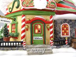 Department 56 NORTH POLE SERIES Santa's Hat Inn #56795 Lighted Retired