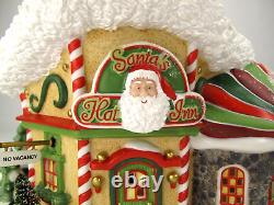 Department 56 NORTH POLE SERIES Santa's Hat Inn #56795 Lighted Retired