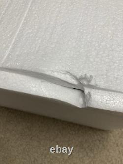 Department 56 NORTH POLE SERIES Santa's Sleigh Maker #56950 Lighted BOX DAMAGE