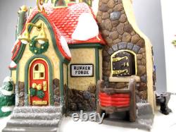 Department 56 NORTH POLE SERIES Santa's Sleigh Maker #56950 Lighted READ