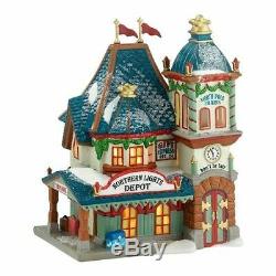 Department 56 North Pole Christmas Village Northern Lights Depot 4030713 Retired