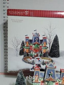 Department 56 North Pole ChristmasGlacier Park Pavilion Tested & Works, see des