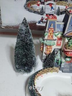 Department 56 North Pole ChristmasGlacier Park Pavilion Tested & Works, see des