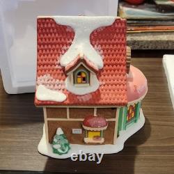 Department 56 North Pole Clarice's Bakery Porcelain 2017 Lighted