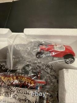 Department 56-North Pole- Hot Wheels Building 56784