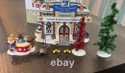 Department 56-North Pole Letters To Santa Sorting Station village Light Up M64M