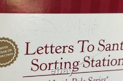 Department 56-North Pole Letters To Santa Sorting Station village Light Up M64M