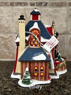 Department 56 North Pole Nutcracker 56.6007611