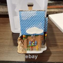 Department 56 North Pole Santa Hitching Station Porcelain House 2018 Ltd