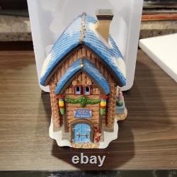 Department 56 North Pole Santa Hitching Station Porcelain House 2018 Ltd