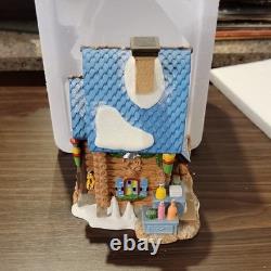 Department 56 North Pole Santa Hitching Station Porcelain House 2018 Ltd