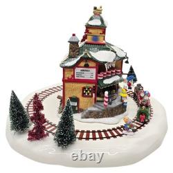 Department 56 North Pole Series #56782 North Pole Commuter Train Station (Works)