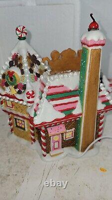 Department 56 North Pole Series Christmas Sweet Shop 30th Anniversary #56.56791