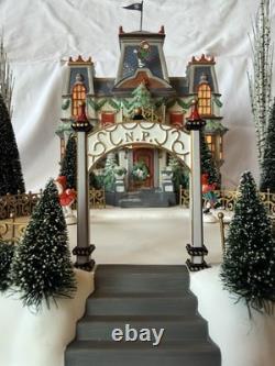 Department 56 North Pole Series Glacier Park Pavilion Animated Lighted Rink
